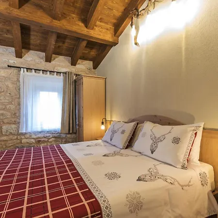Malga Laben Apartment *